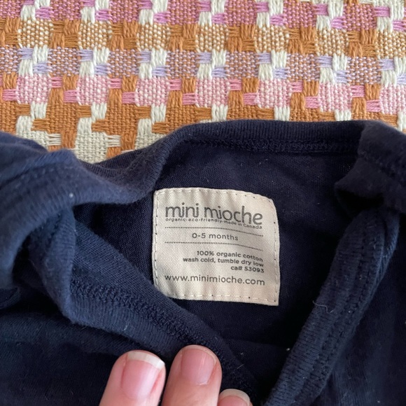 Mini Mioche newborn knotted sleeper. - Picture 2 of 2